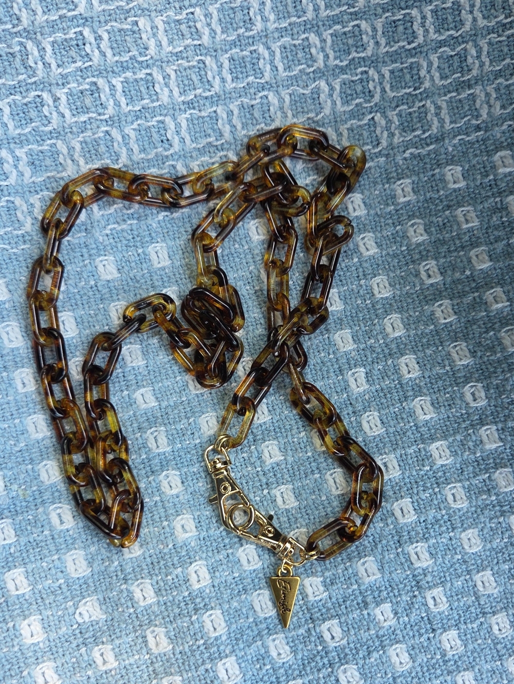 Erimigh Acrylic Tortoiseshell Pattern Acrylic Chain.
